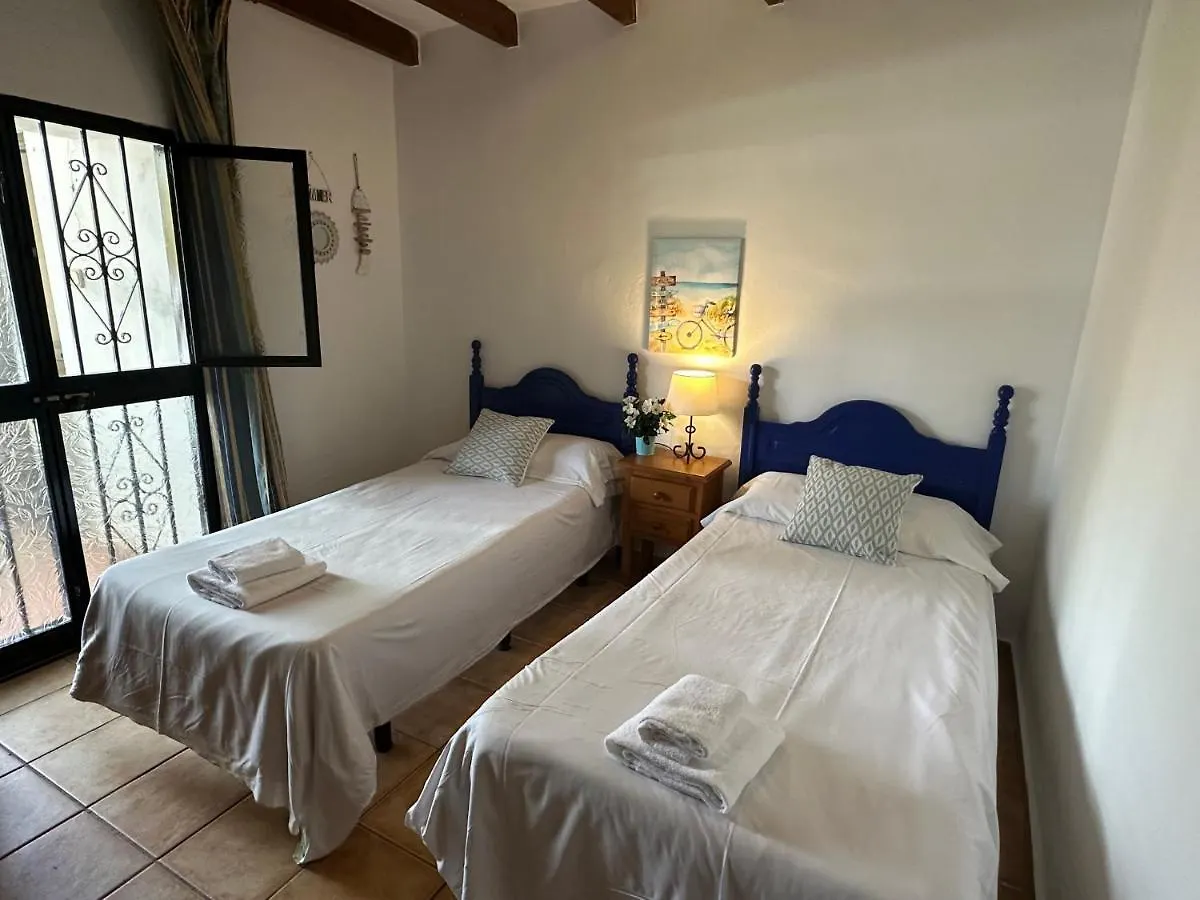 Nerja Paradise Rentals - Villa Alminares